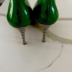 Kate Spade green patent leather heels.